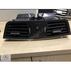 MERCEDES ÇIKMA PARÇA A2078300054 -2078300054 E COUPE KLİMA IZGARA